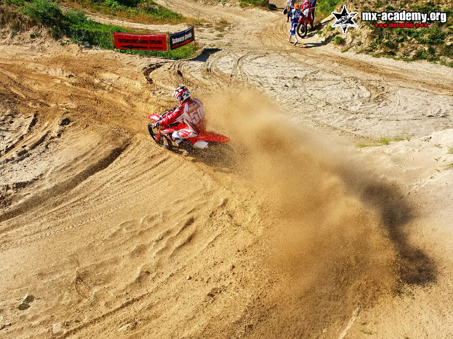 Motocross fahren in der Schweiz